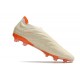 Bota de fútbol adidas Copa Pure + FG Off Blanco Equipo Solar Naranja